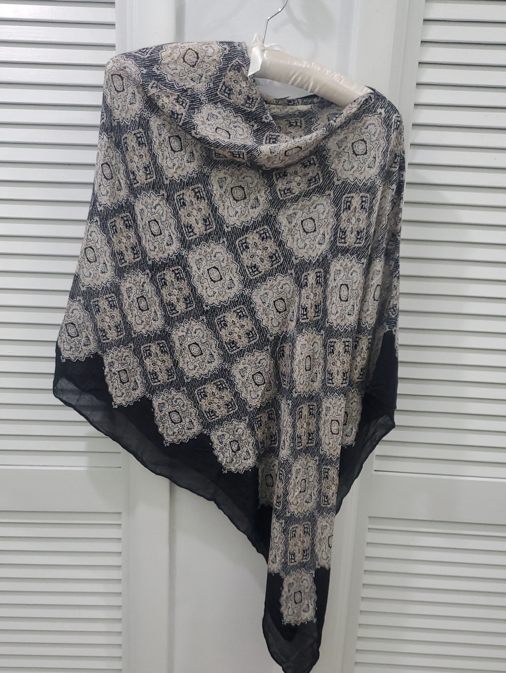 J.Jill Tan Black White Poncho Top OS